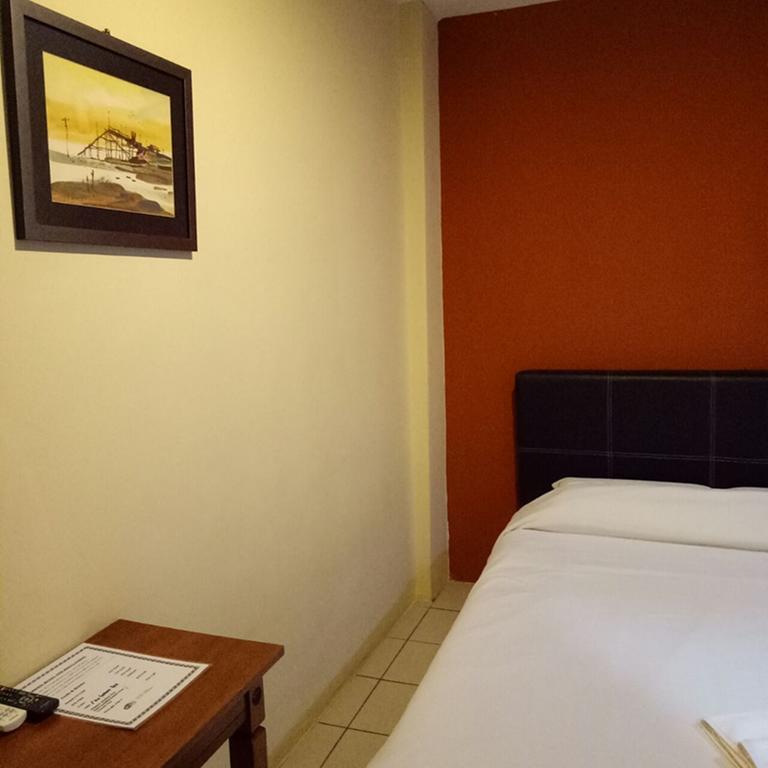 Reintree Lodge *
